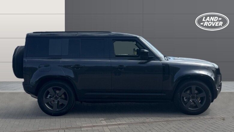 Land Rover Defender 3.0 D250 X-Dynamic SE 110 5dr Auto Diesel Estate